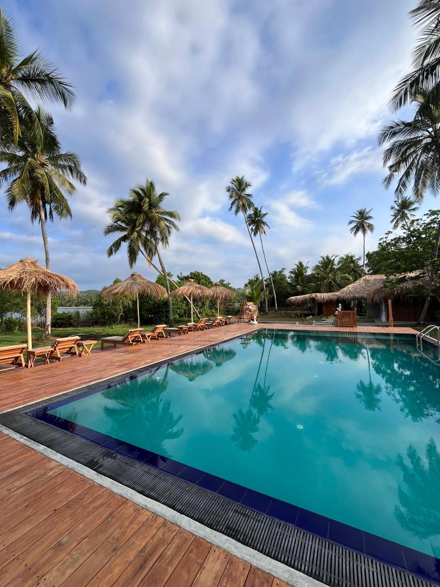 Simply Peace Hotell Tangalle Eksteriør bilde
