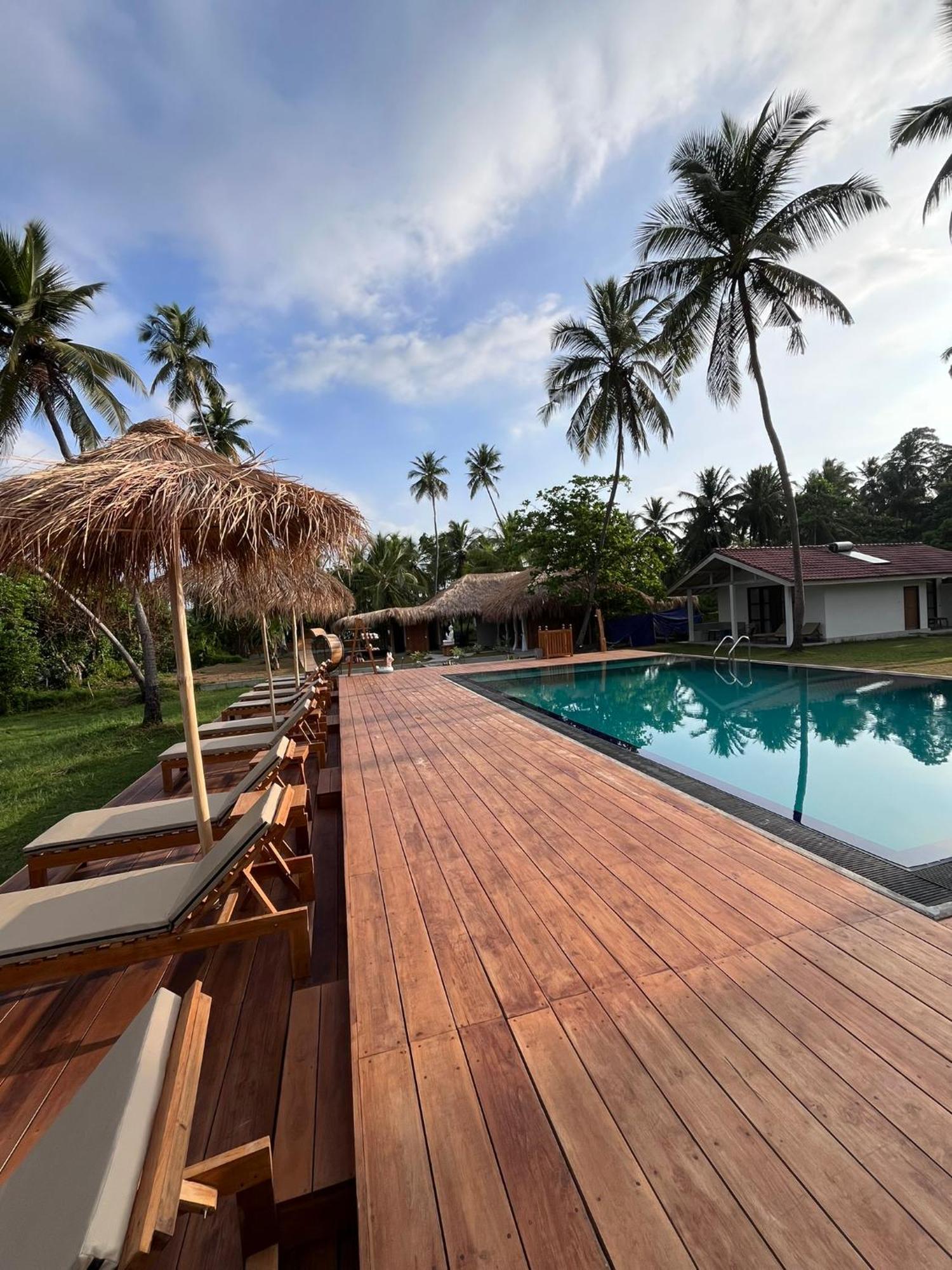 Simply Peace Hotell Tangalle Eksteriør bilde